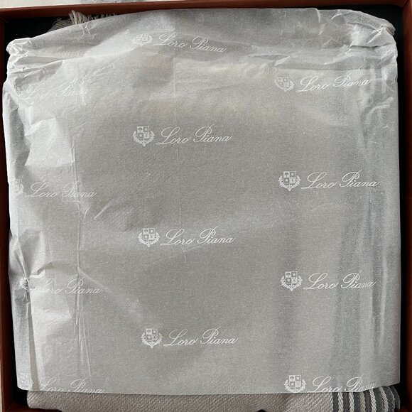 Loro Piana 100% Cashmere Scarf - Picture 2 of 4